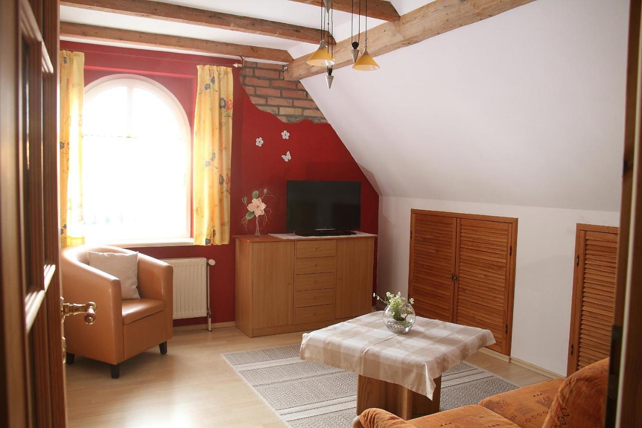 Hohendorf  Ferienwohnungen Im Altbauernhaus מראה חיצוני תמונה